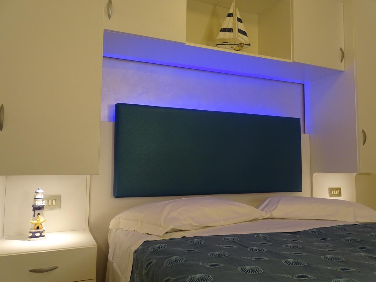 Hotel Felix Римини Экстерьер фото